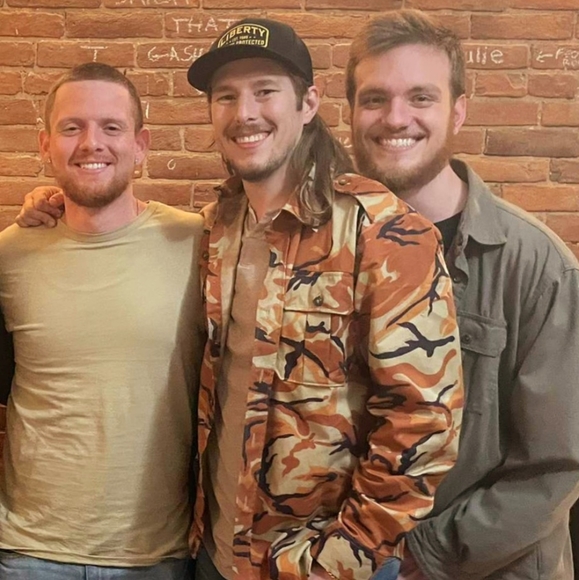 Meet your Posher, Jesse - Picture 2 of 2